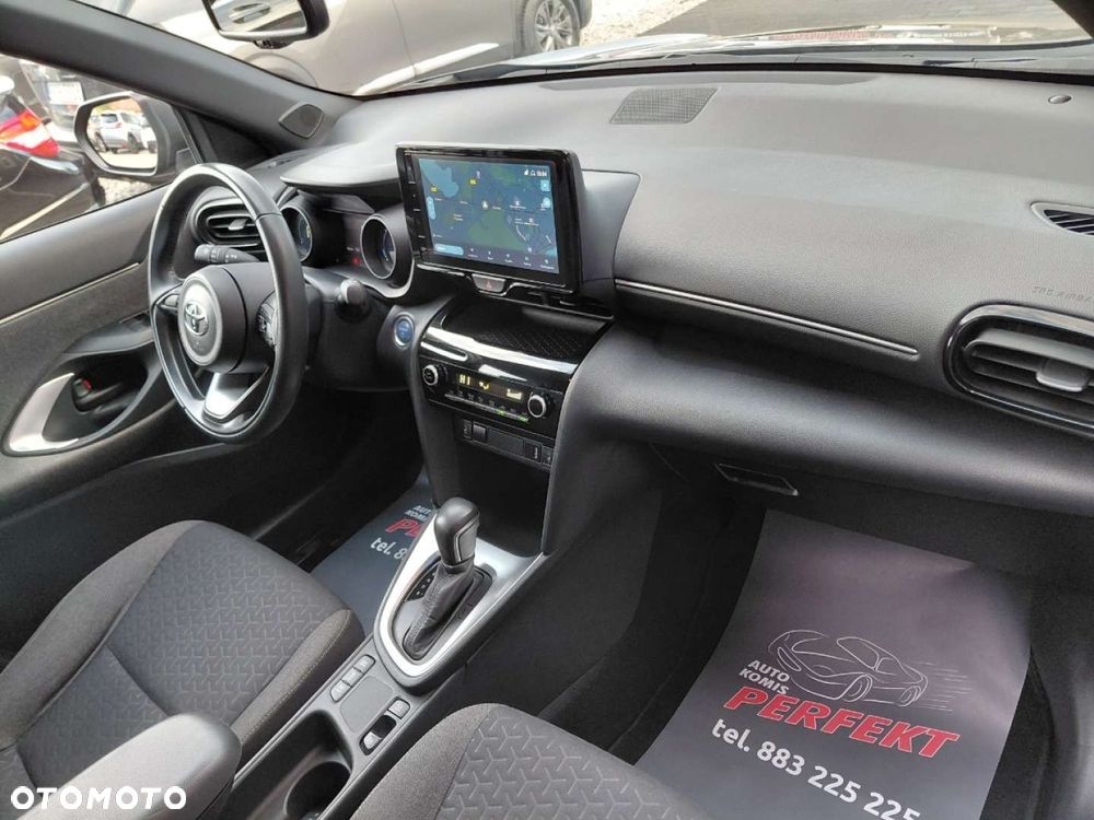 Toyota Yaris Cross - 16