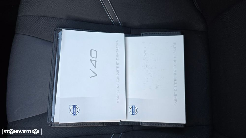 Volvo V40 1.6 D2 Momentum Powershift Eco - 51