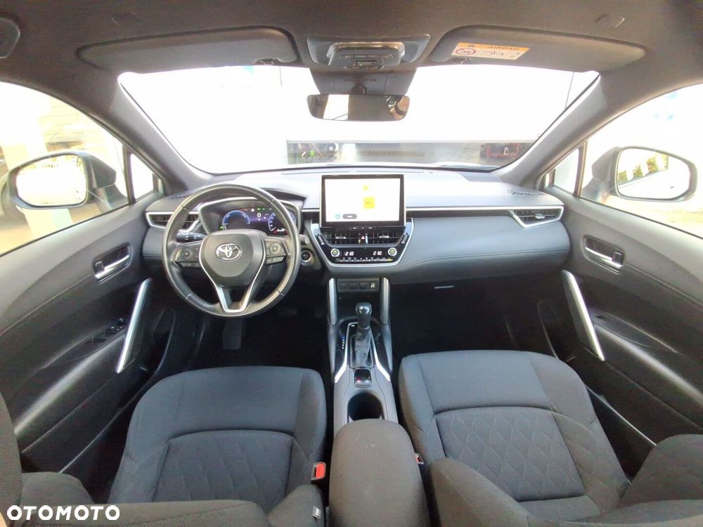 Toyota Corolla Cross - 3