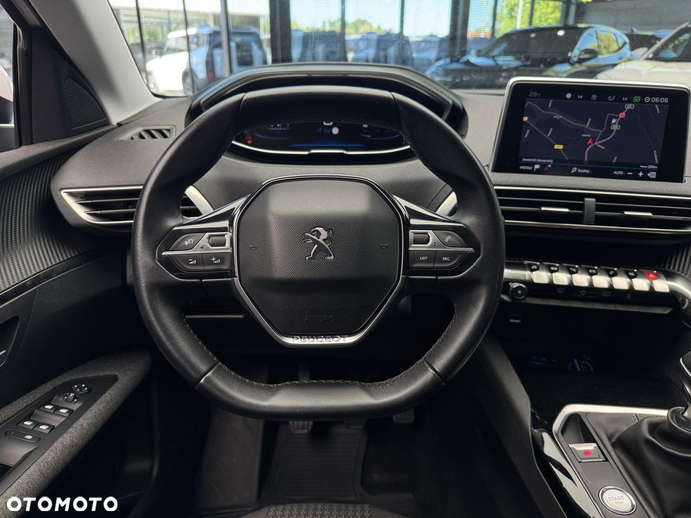 Peugeot 3008 1.2 PureTech Active - 17
