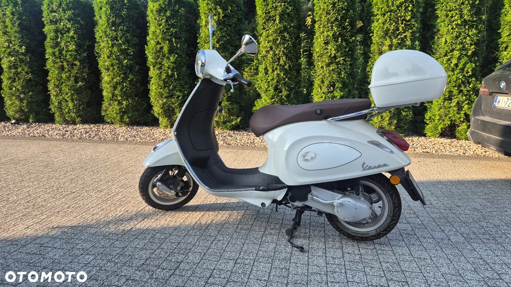 Piaggio Vespa - 1