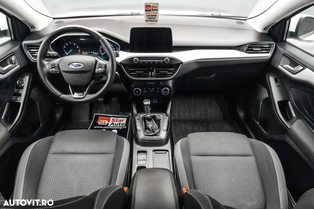 Ford Focus 1.0 EcoBoost 6MT MHEV Titanium - 7