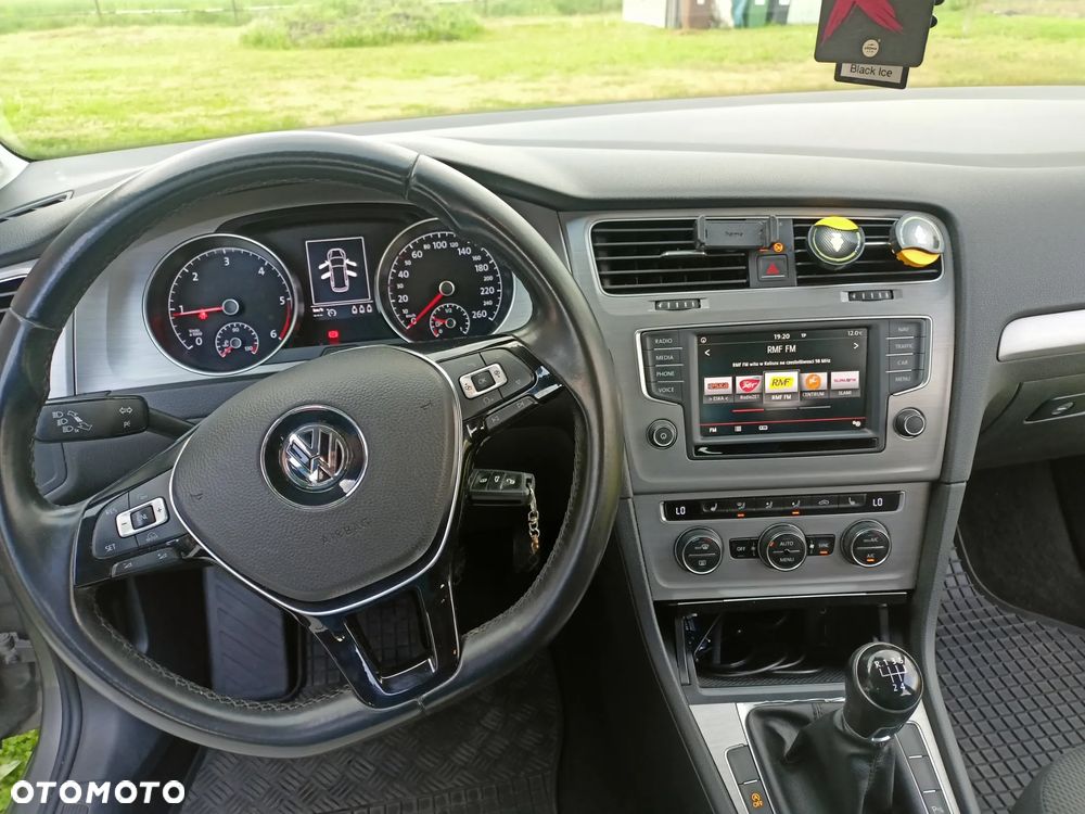 Volkswagen Golf 1.6 TDI BlueMotion Trendline - 8