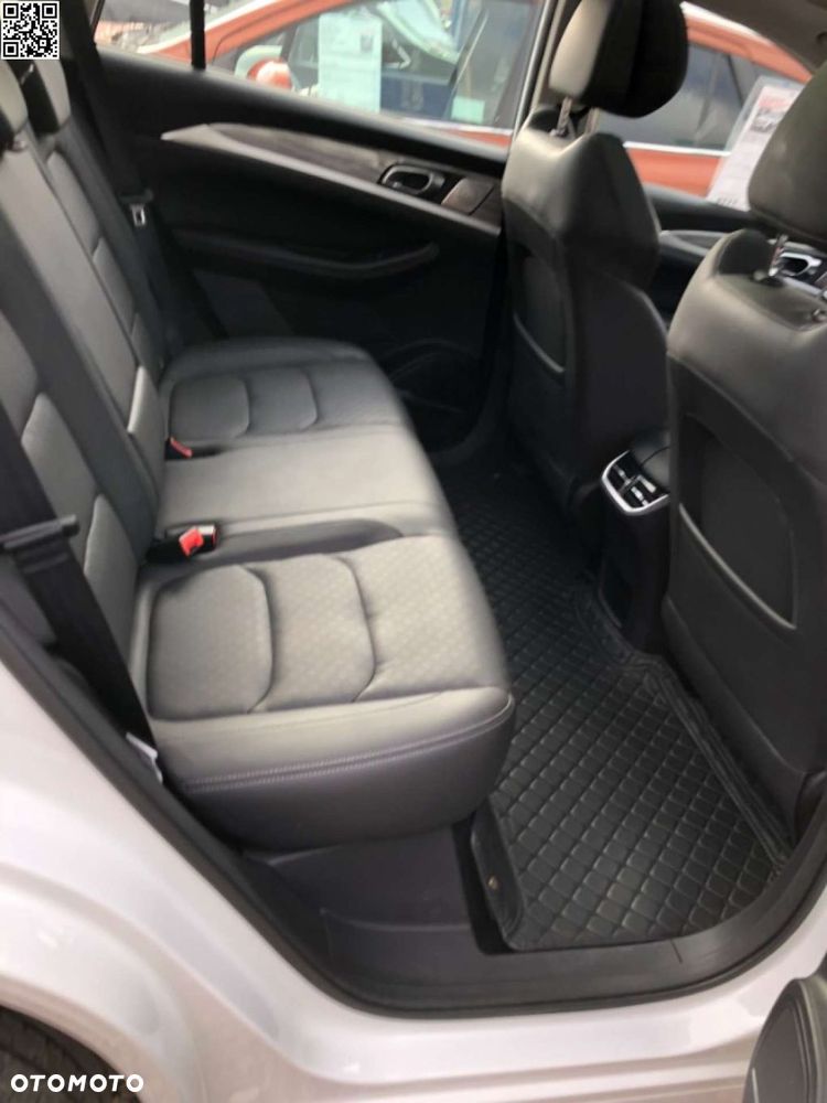 Skywell ET5 72kWh Luxury - 9