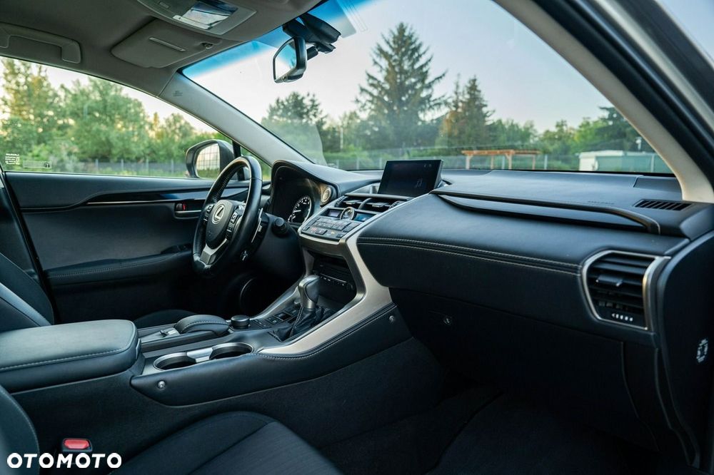 Lexus NX 200t Elite AWD - 24