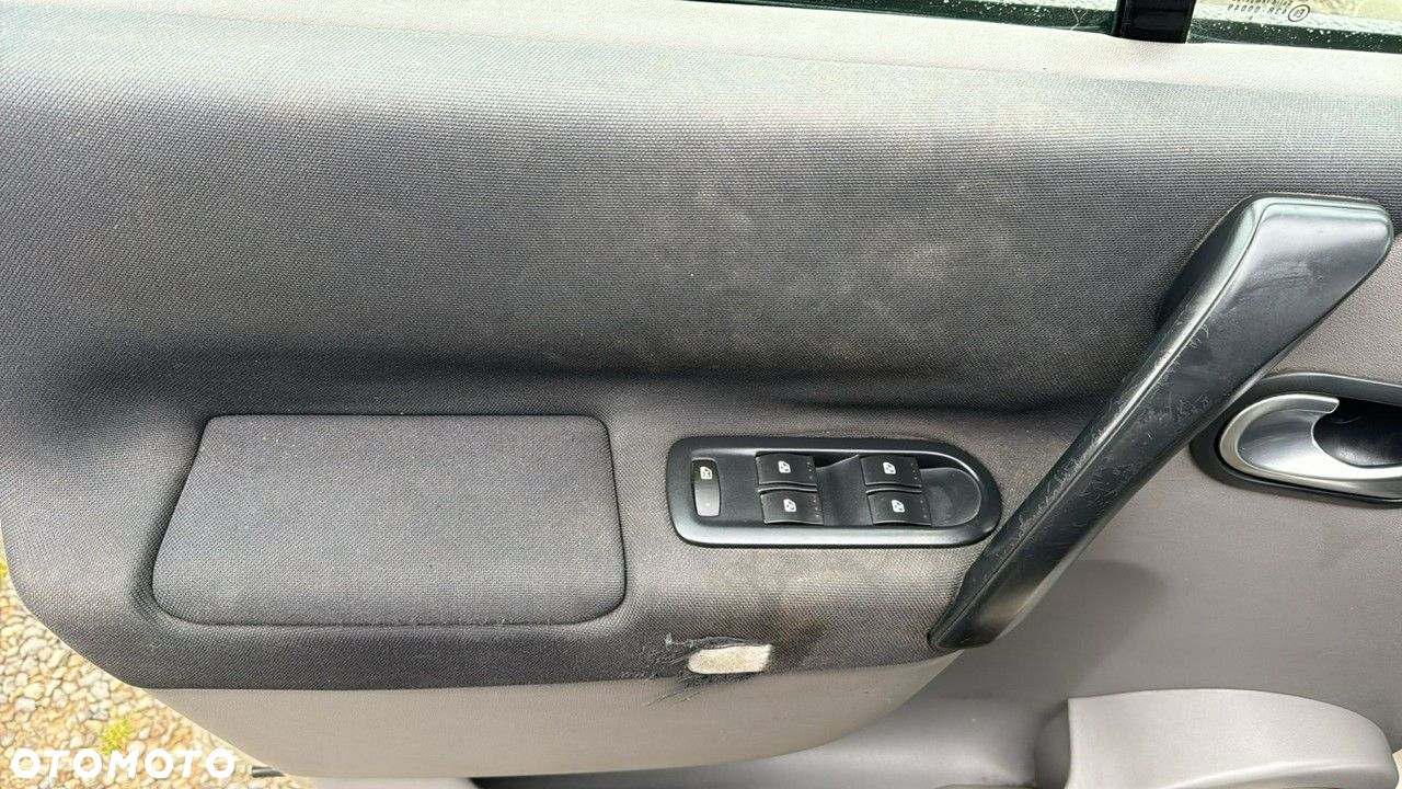 Renault Scenic - 15
