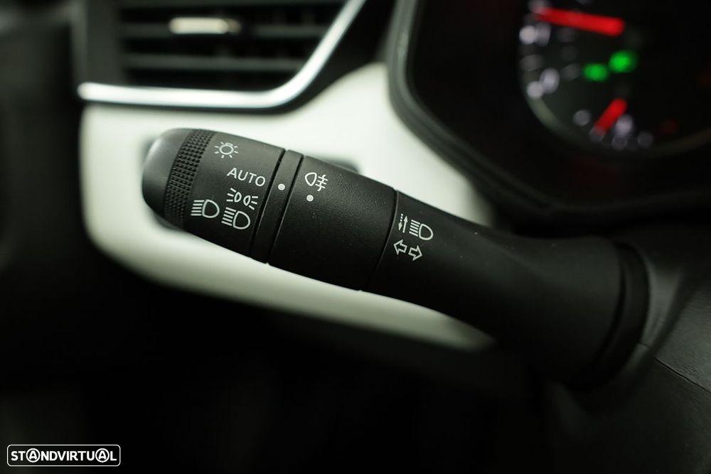 Renault Clio 1.0 TCe Evolution - 17