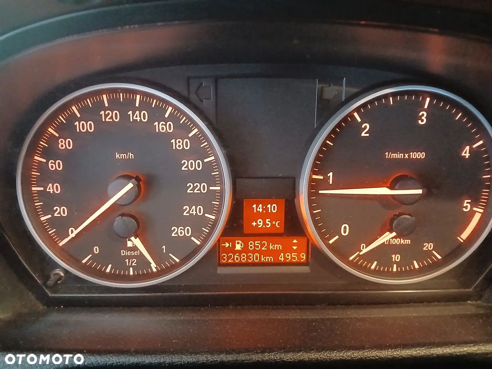 BMW X1 xDrive18d - 22