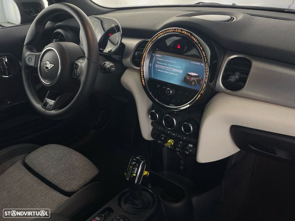 MINI 3 Portas Cooper SE Collection 2021 - 23
