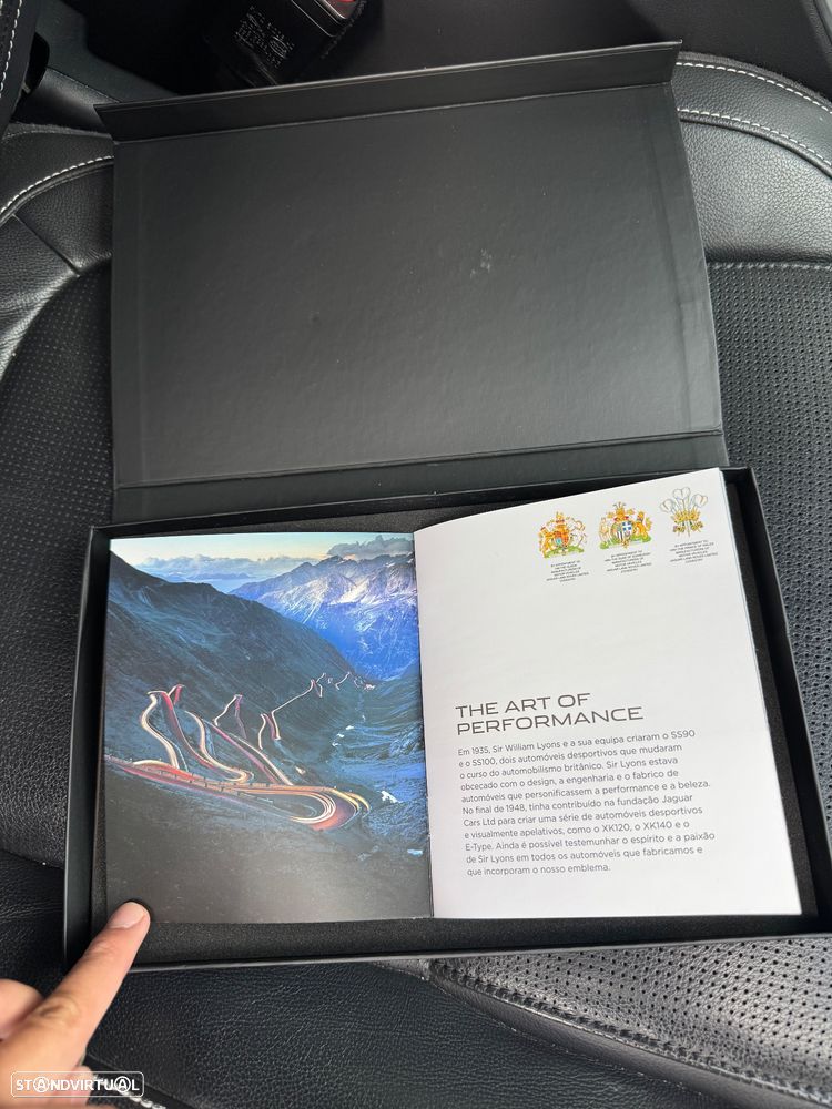 Jaguar F-Pace 2.0 i4D R-Sport AWD Aut. - 19