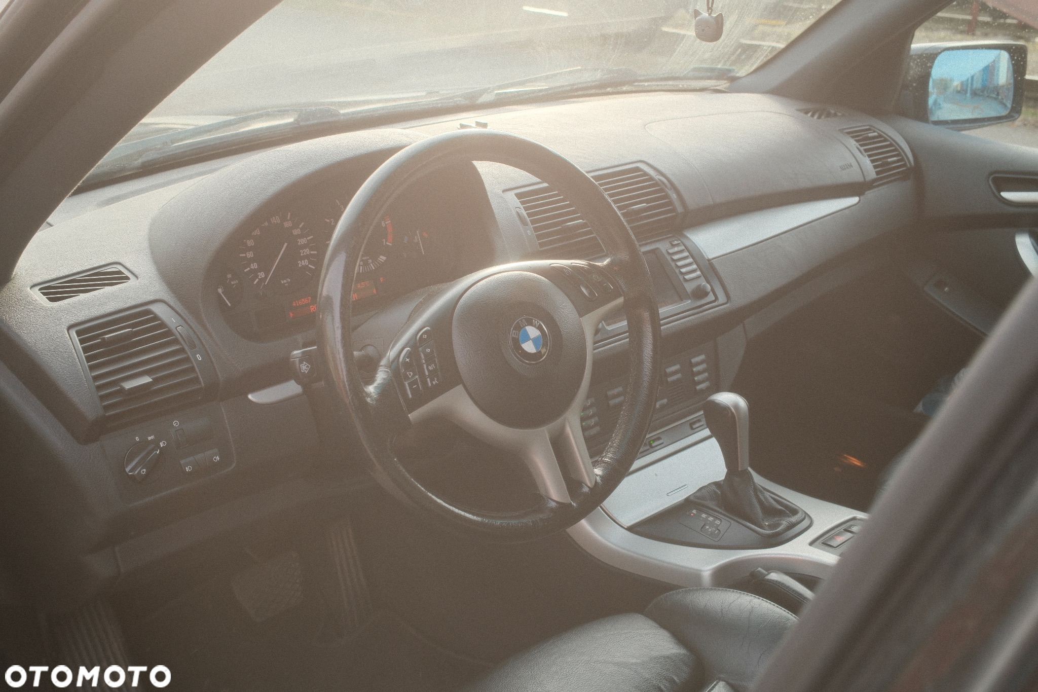 BMW X5 4.4i - 7