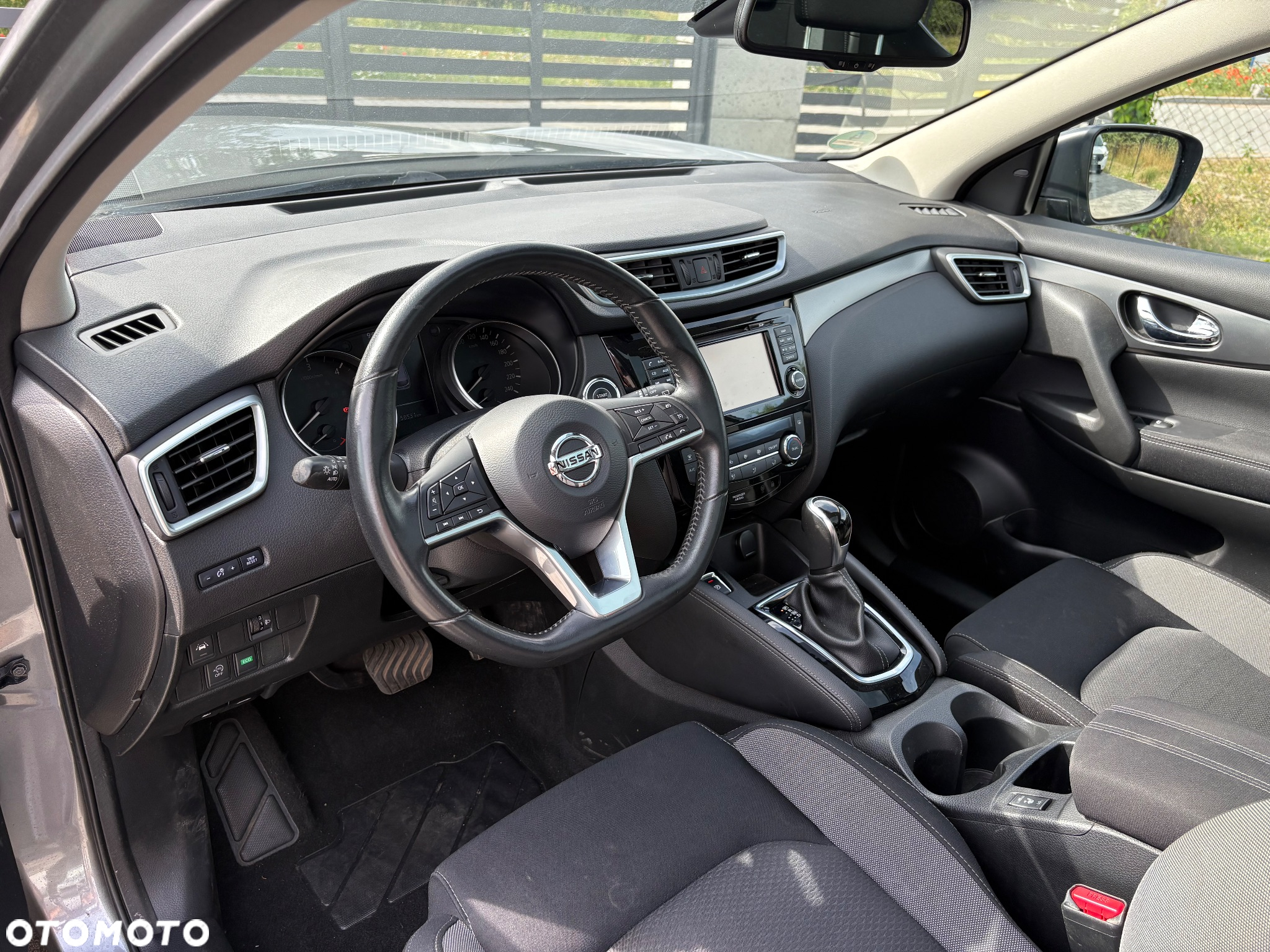 Nissan Qashqai 1.6 dCi Xtronic N-Connecta - 7