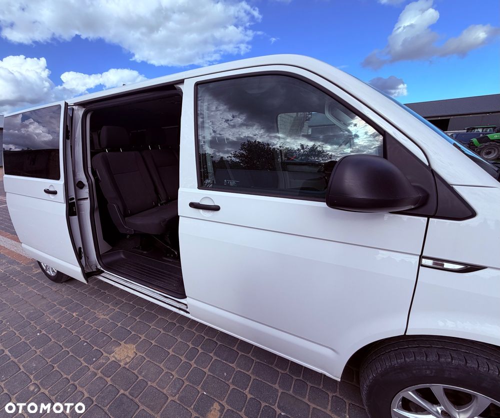Volkswagen Caravelle 2.0 TDI L2 Comfortline - 5