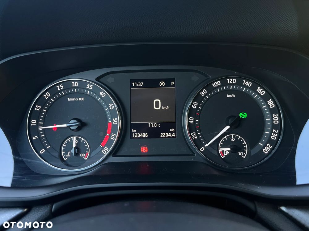 Skoda Octavia 2.0 TDI Ambition DSG - 15