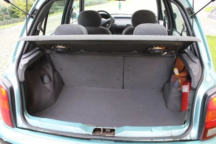 Nissan Micra - 18