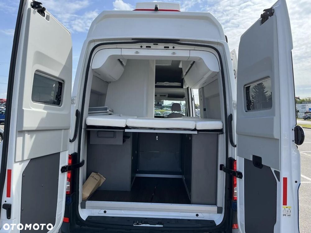 Volkswagen Grand California - 17