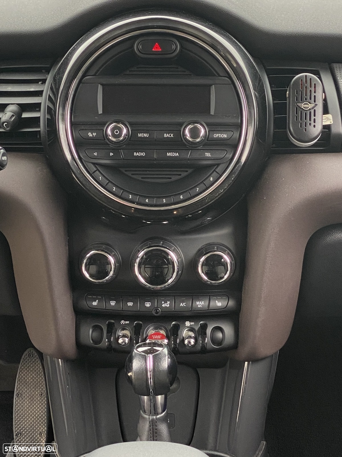 MINI 3 Portas One D - 7