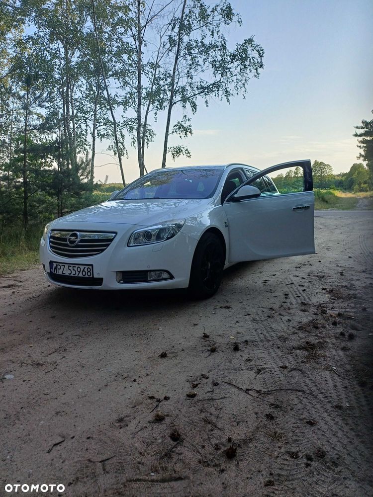 Opel Insignia - 1