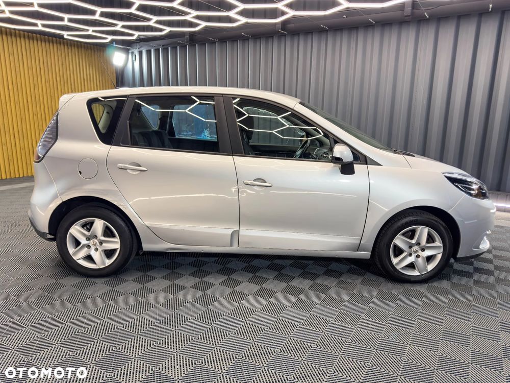 Renault Scenic ENERGY dCi 110 INTENS - 9