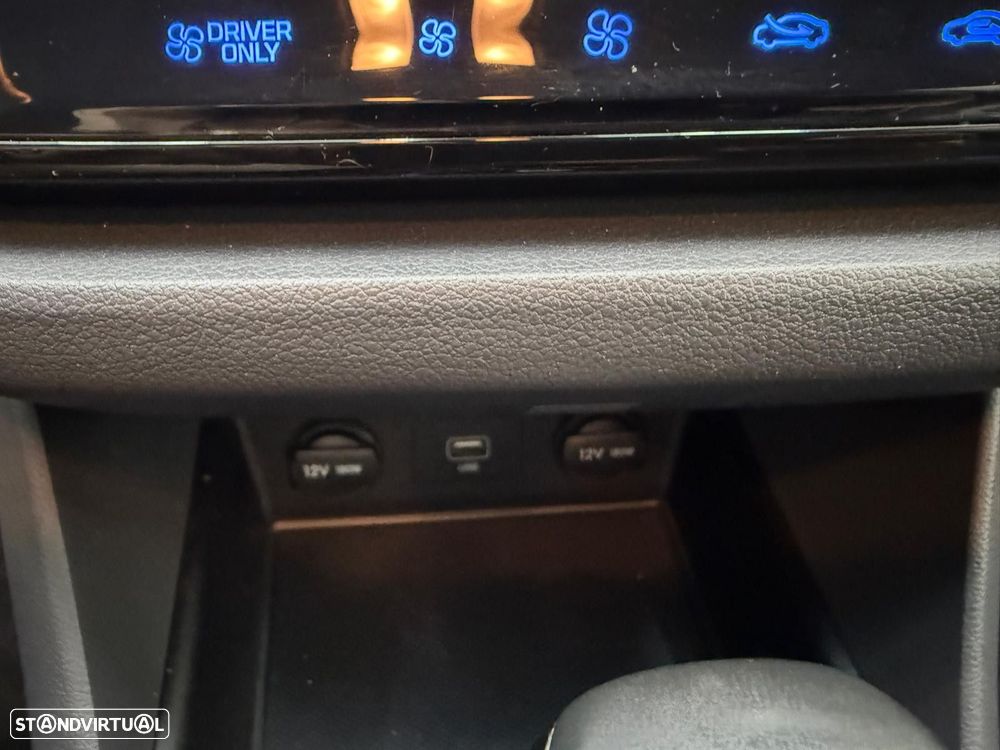 Hyundai Ioniq 1.6 GDI PHEV Pack Plus - 30
