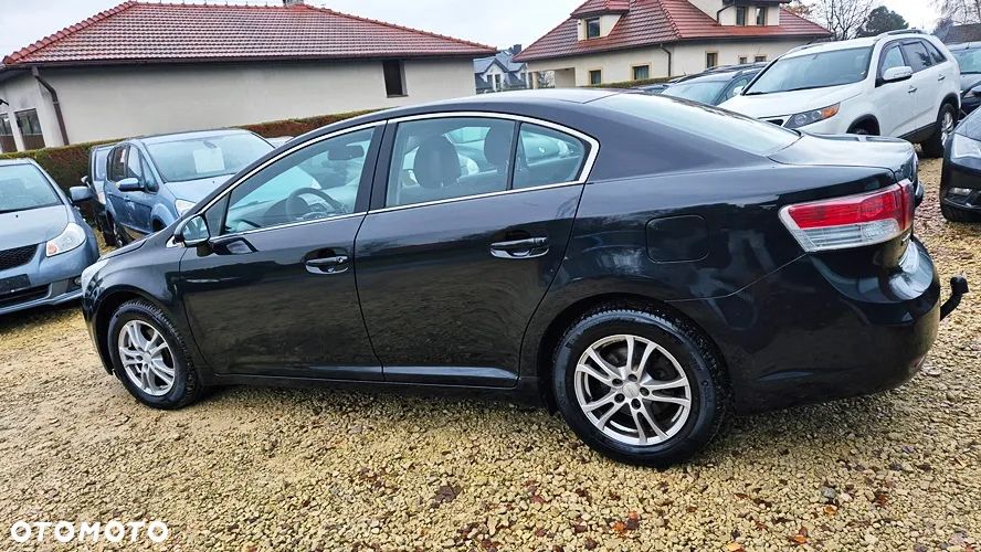 Toyota Avensis 2.0 Prestige NAVI - 23