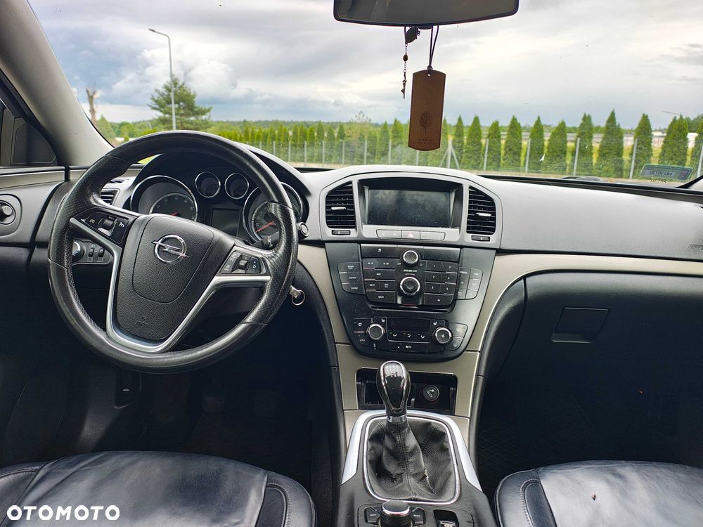 Opel Insignia - 8