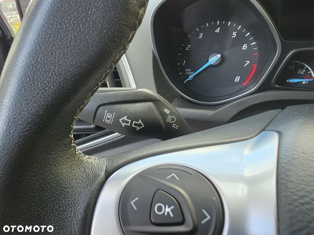 Ford Kuga - 35
