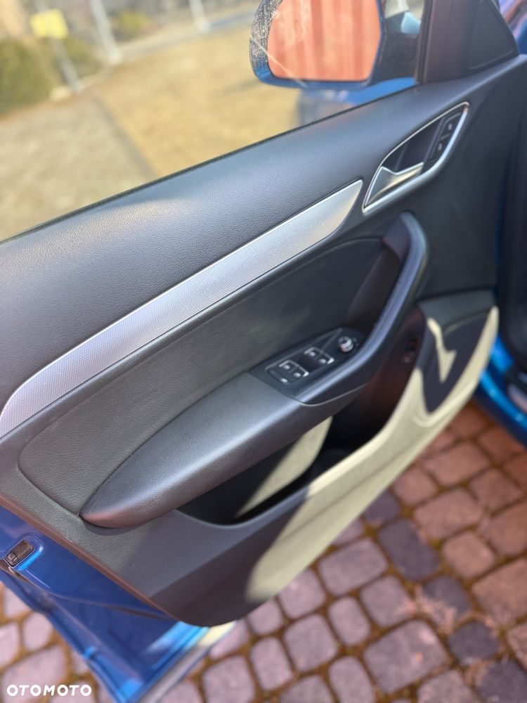 Audi Q3 2.0 TFSI Quattro S tronic sport - 4