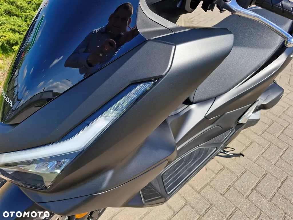 Honda PCX - 4