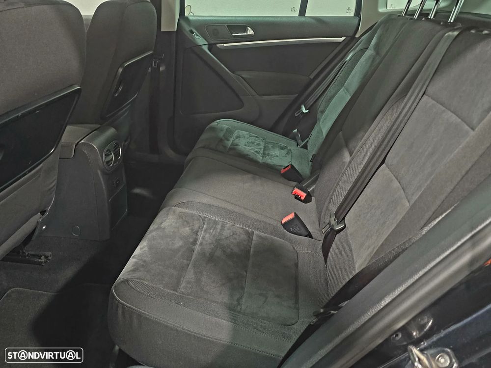VW Tiguan 2.0 TDi Sport BlueMotion - 9