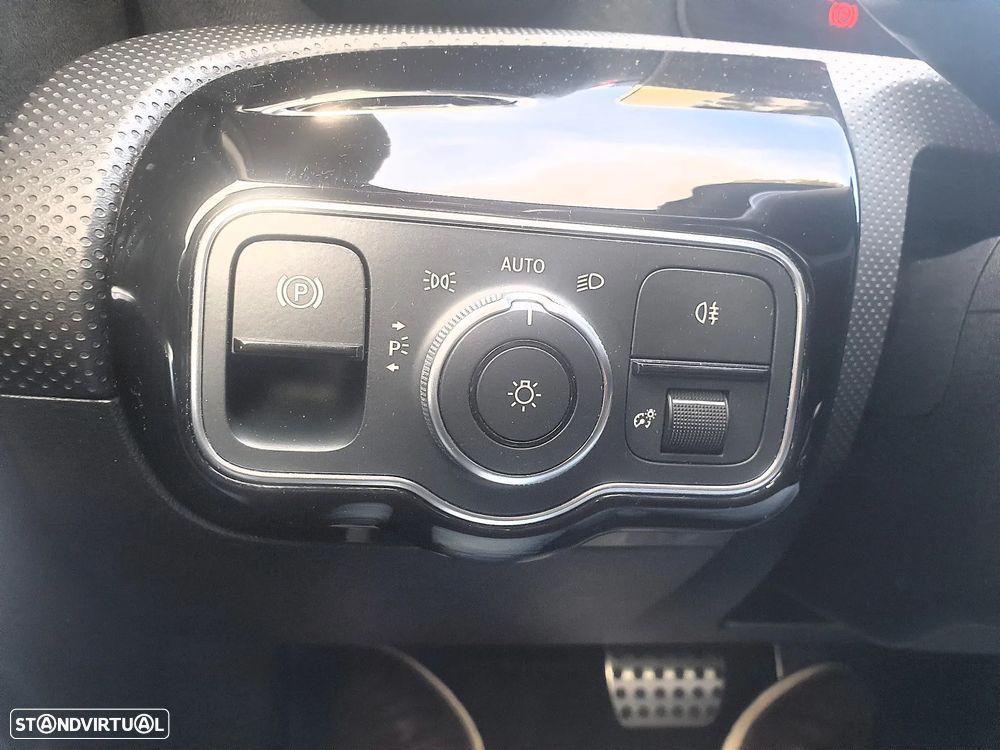 Mercedes-Benz A 180 d AMG Line Aut. - 17