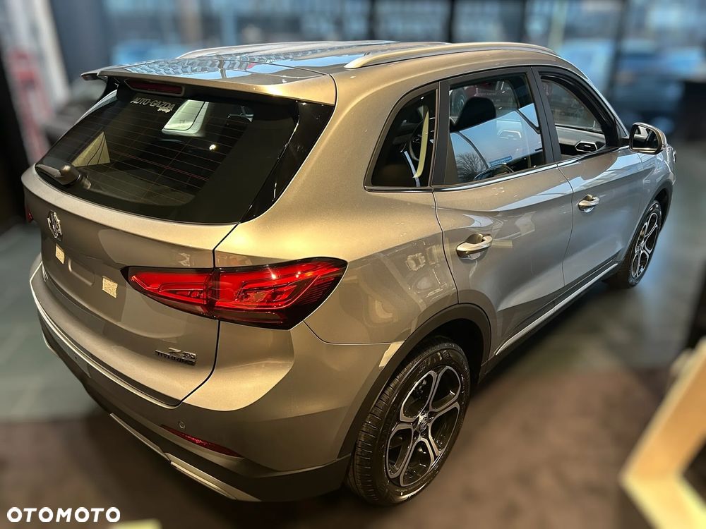 MG ZS Hybrid+ - 7