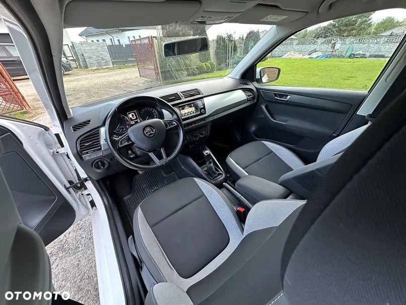 Skoda Fabia - 18