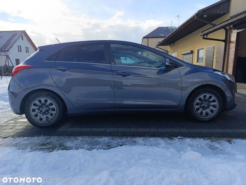 Hyundai i30 1.6 CRDi BlueDrive Go - 3