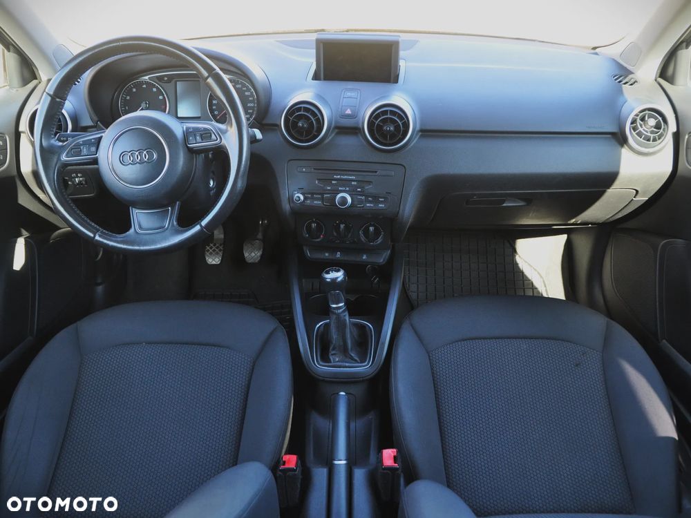 Audi A1 3-drzwiowe 1.2 TFSI admired - 3