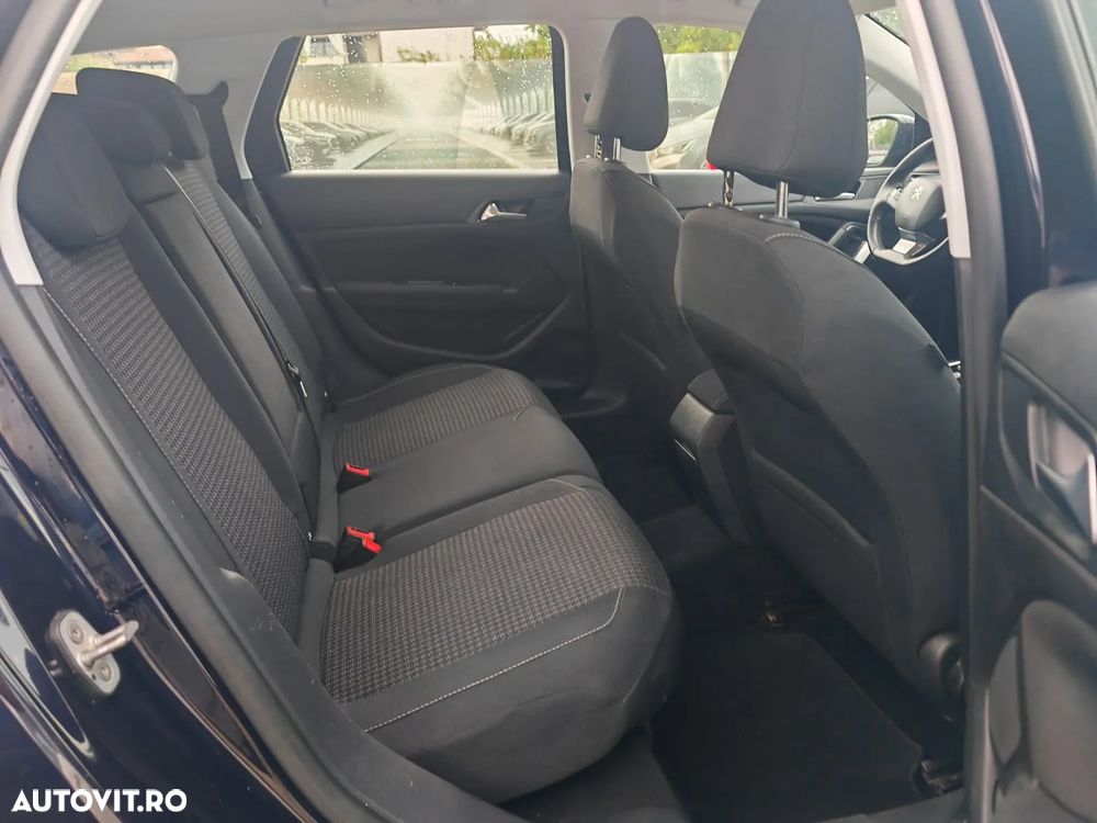 Peugeot 308 1.5L BlueHDI 130 S&S EAT8 Style - 19