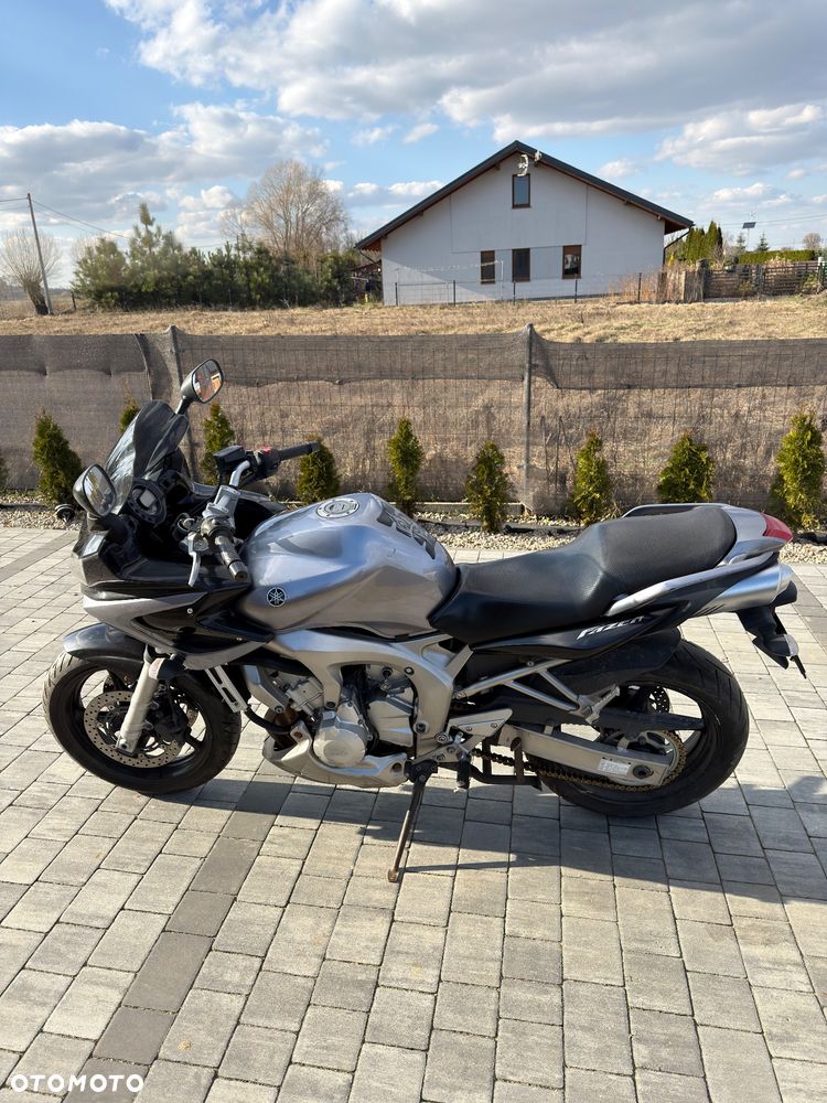 Yamaha FZ6 - 1