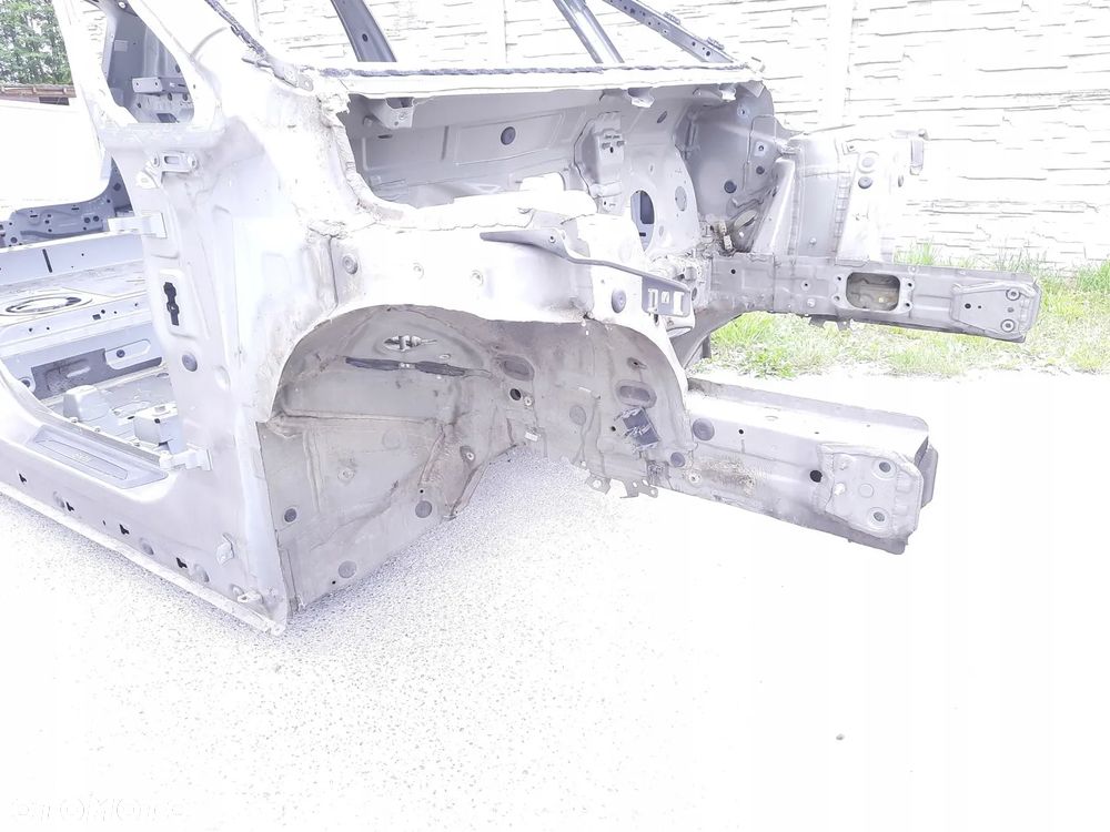 BMW 2 F45 ĆWIARTKA PRZÓD PRAWA C08 15r. - 1