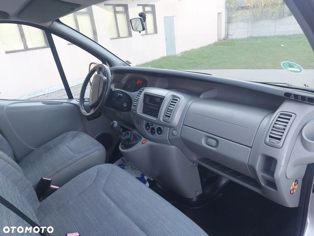 Renault Trafic Combi L1H1 - 12