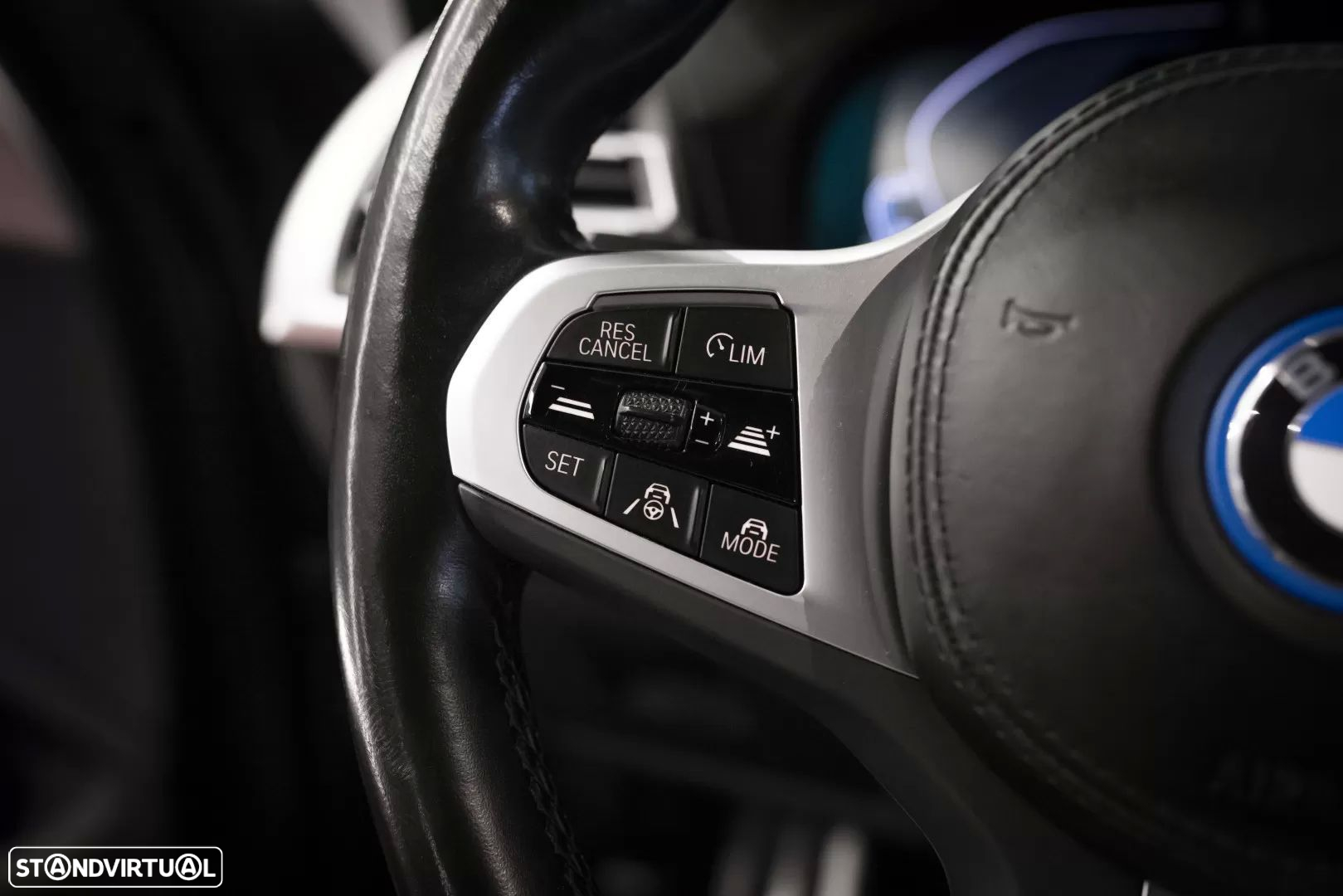 BMW iX3 M Sport Impressive - 16