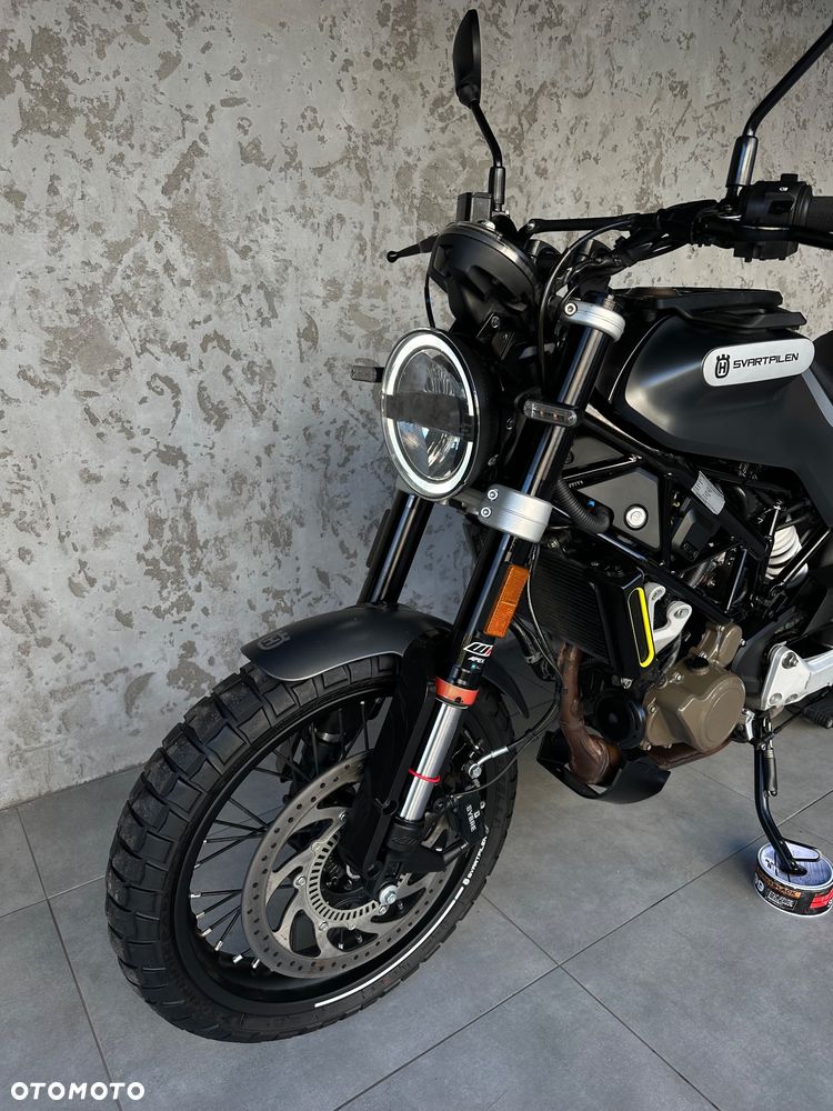 Husqvarna Svartpilen - 3