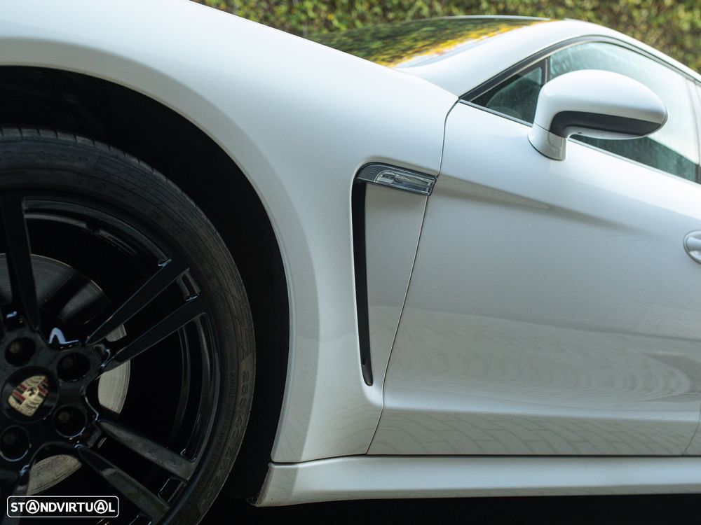 Porsche Panamera Standard - 8