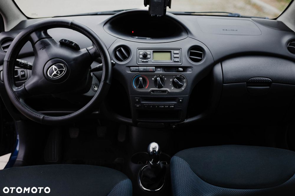 Toyota Yaris 1.0 Unlimited - 5
