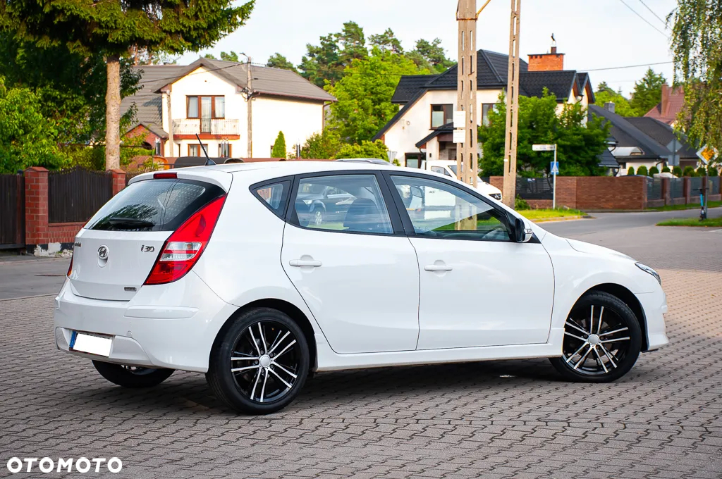 Hyundai i30 1.6 CRDi Base - 25