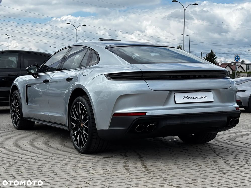 Porsche Panamera - 11