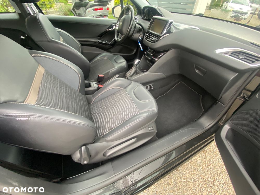 Peugeot 208 1.6 VTi Allure - 9