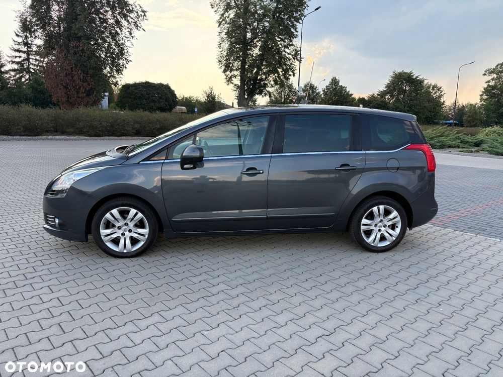 Peugeot 5008 HDI FAP 110 Platinum - 11