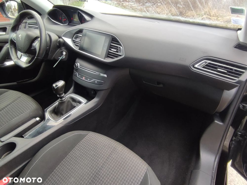 Peugeot 308 1.5 BlueHDi Business Line S&S - 15