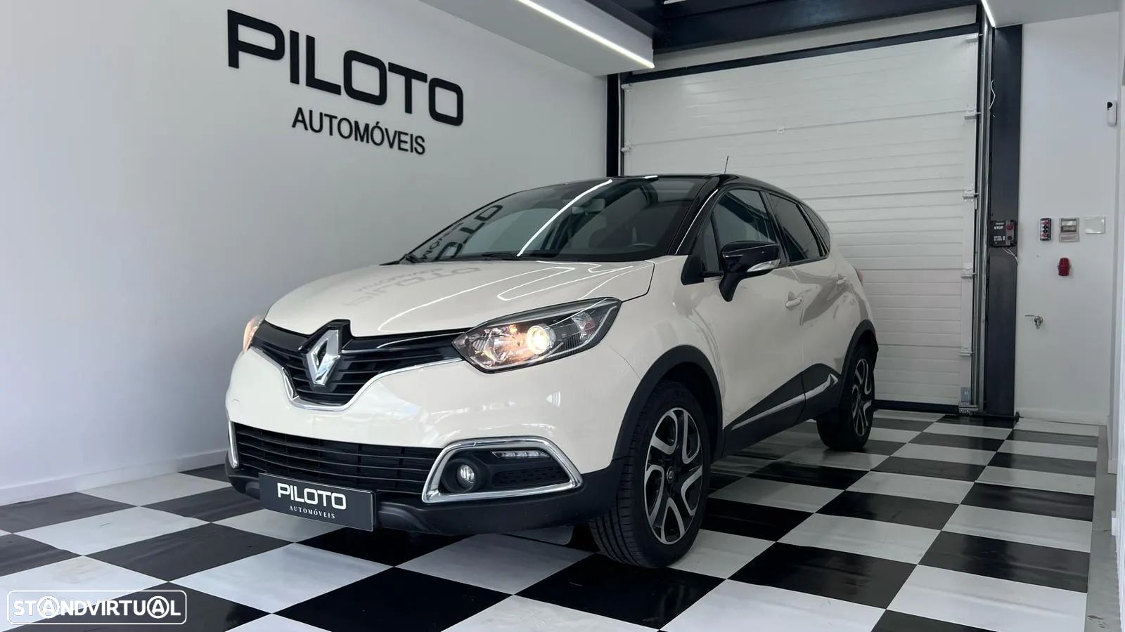 Renault Captur 1.2 TCe Exclusive - 1