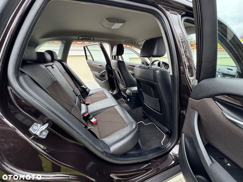 BMW X1 xDrive18d xLine - 22